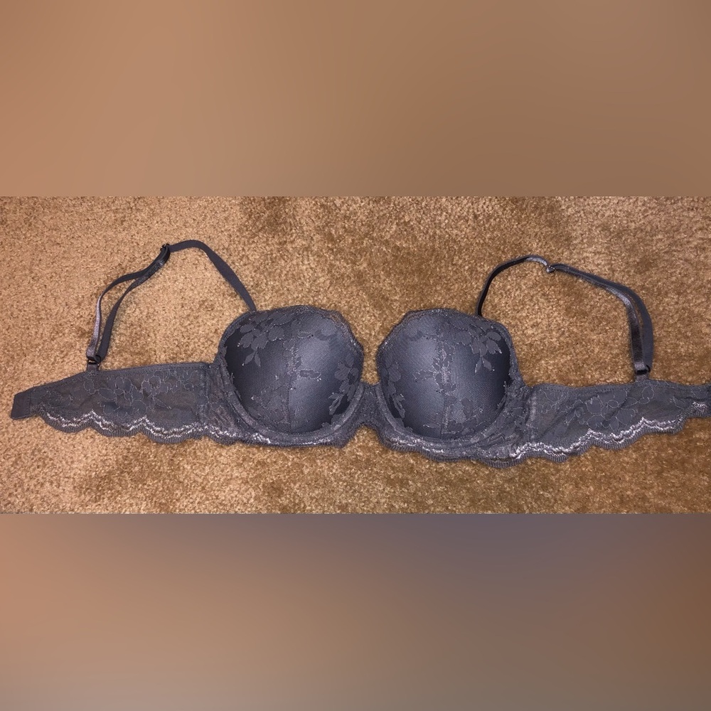 Victoria’s Secret dream angels bra 34B excellent condition!!